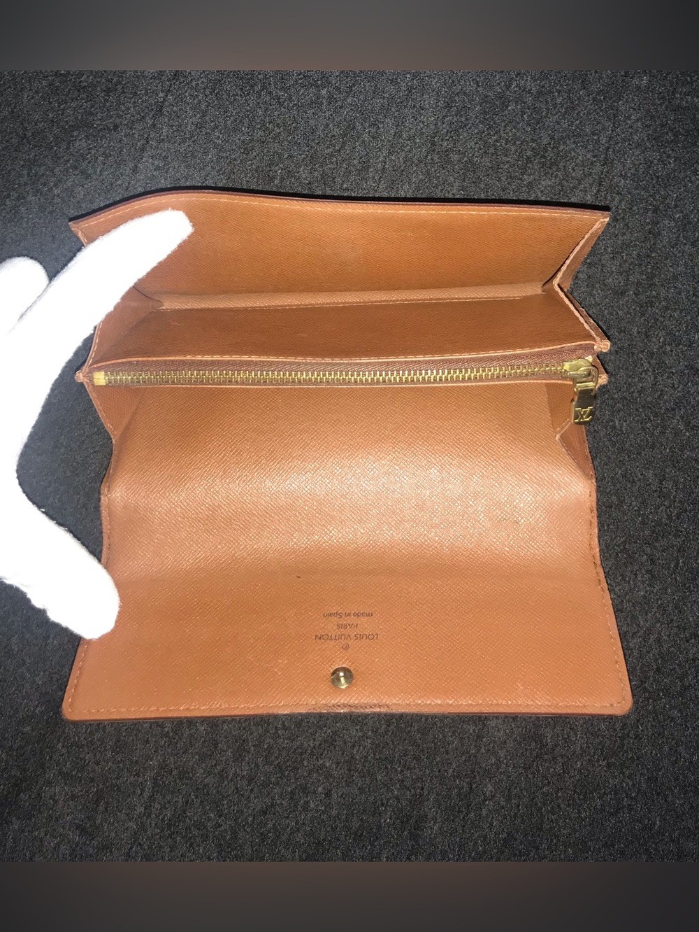✅AUTHENTIC LV LONG WALLET MONOGRAM - Picture 7 of 11